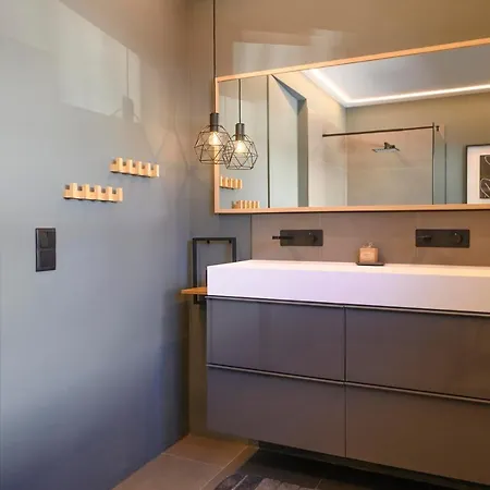 Exklusive Ferienwohnung Dachstein Apartmán *